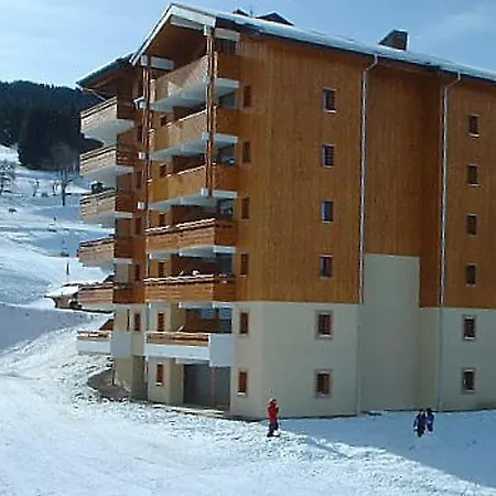 6 Pers. A 1100 - Pieds Des Pistes, Balcon Et Equipe - Fr-1-642-62 *