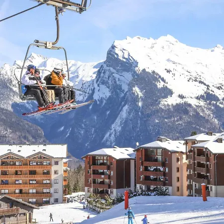 6 Pers. A 1100 - Pieds Des Pistes, Balcon Et Equipe - Fr-1-642-62 Apartment