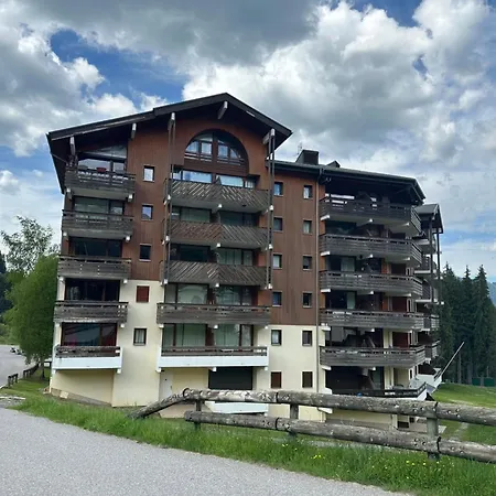 6 Pers. A 1100 - Pieds Des Pistes, Balcon Et Equipe - Fr-1-642-62