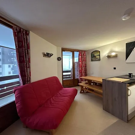 6 Pers. A 1100 - Pieds Des Pistes, Balcon Et Equipe - Fr-1-642-62 Apartment